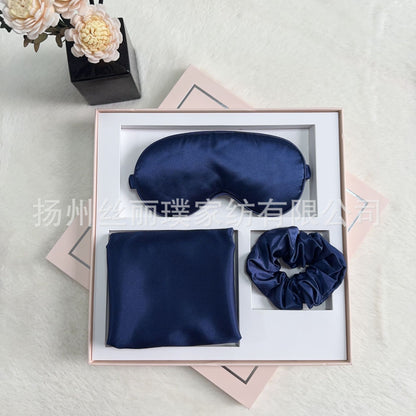 A blindfold hair band pillowcase three-piece gift box