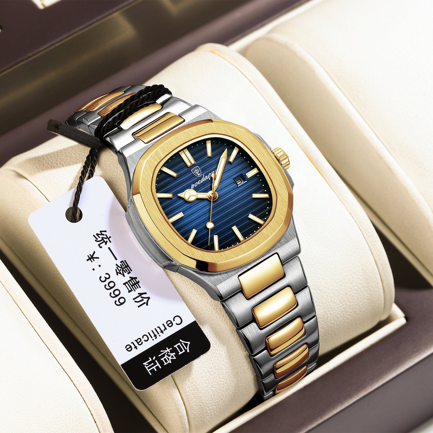 A luxury new ladies watch ultra-thin luminous quartz watch