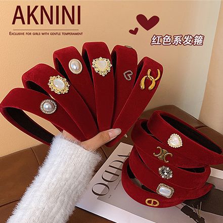 A winter new year retro red velvet headband female Internet celebrity pressure hair wide edge hair accessories high cranium simple temperament headband