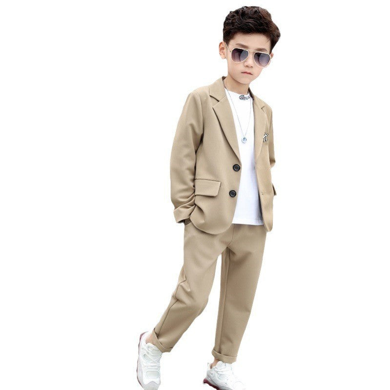 A Children's and teenagers' suit