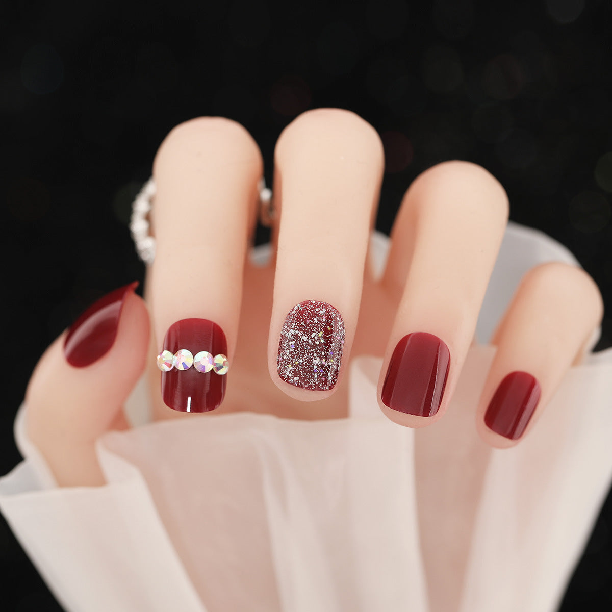 A Yi Yi Dance 30 pieces Handmade white moonlight cat eye manicure pieces Gentle temperament cat eye aurora wearing armor Xiaohongshu explosion - Mixbatch