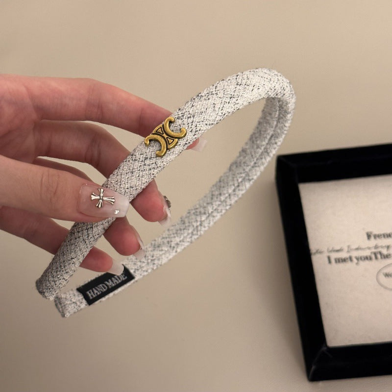 A Xiaoxiangfeng senior sense headband Internet celebrity Douyin popular headband light luxury style celebrity girl sense headgear hair accessories wholesale