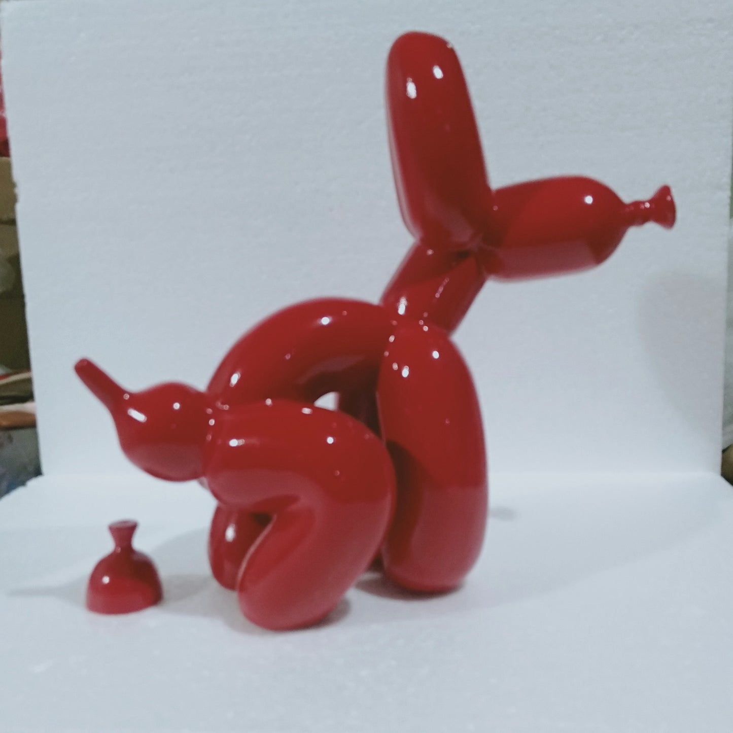 A balloon dog ornament