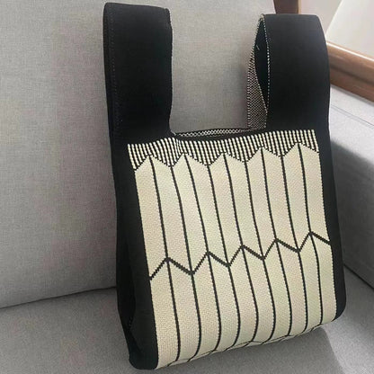 A Internet celebrity handbag women's knitted wool bucket bag Japanese and Korean version versatile hand carry casual tote bag box lunch bag y