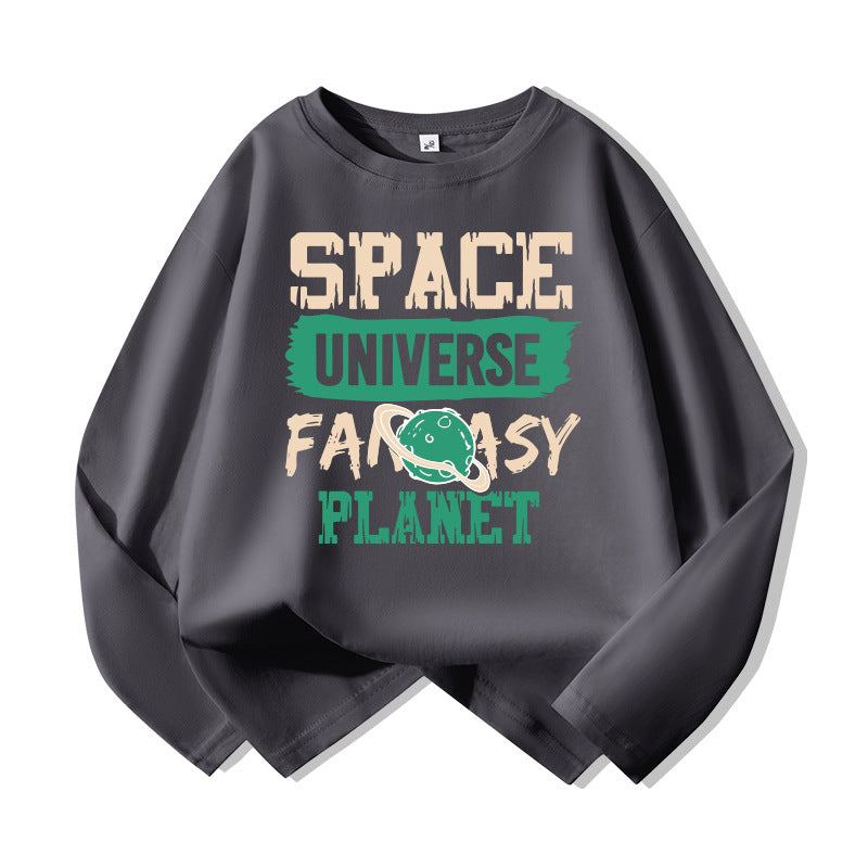 A long-sleeved T-shirt top