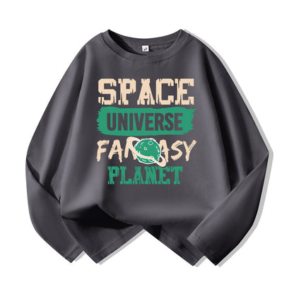 A long-sleeved T-shirt top