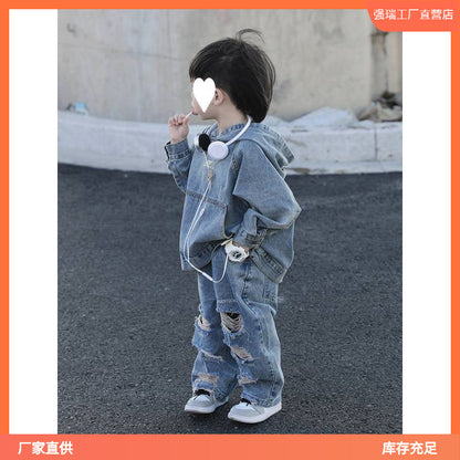 A Children's and teenagers' denim suit