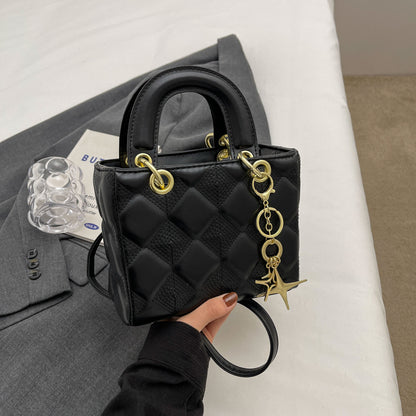 A new simple and fashionable diamond small fragrant wind handbag messenger bag Princess Diana bag wholesale - Mixbatch