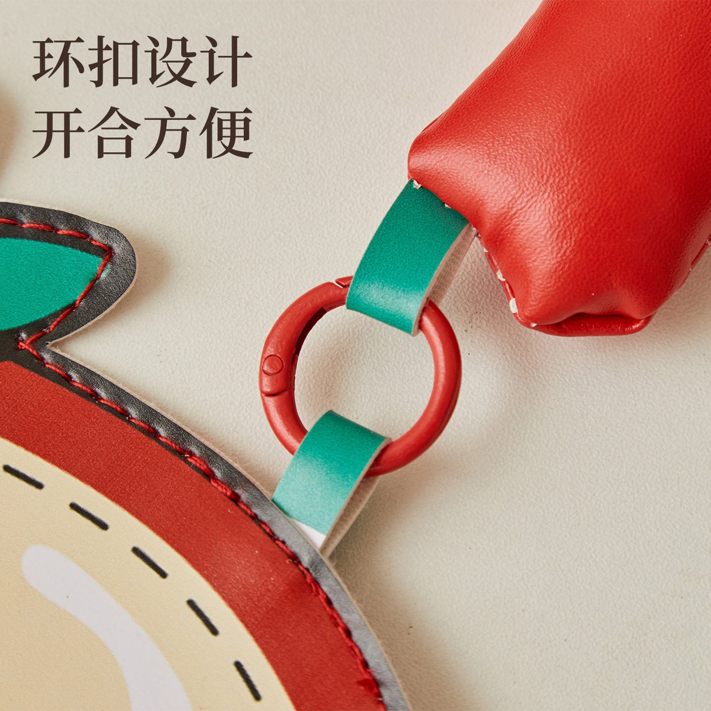 كيس مناديل ورقية كرتوني مثبت على الحائط 