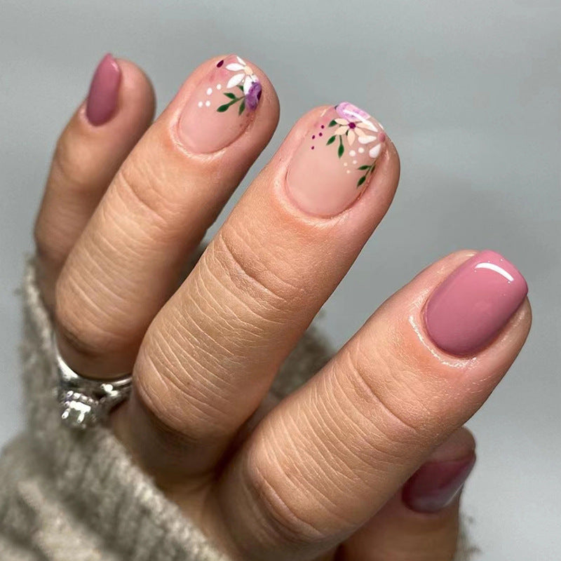 A girl pink short retro flower manicure, sweet girl fake nails, gentle spring and summer flowers wearing nail pads - Mixbatch