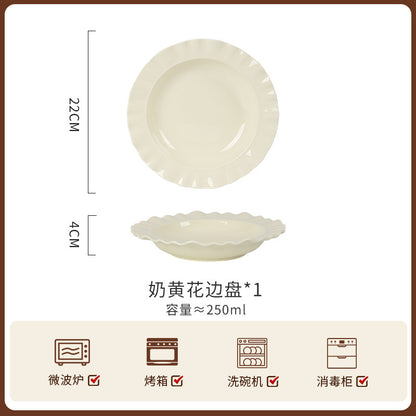 A Underglaze ceramic tableware