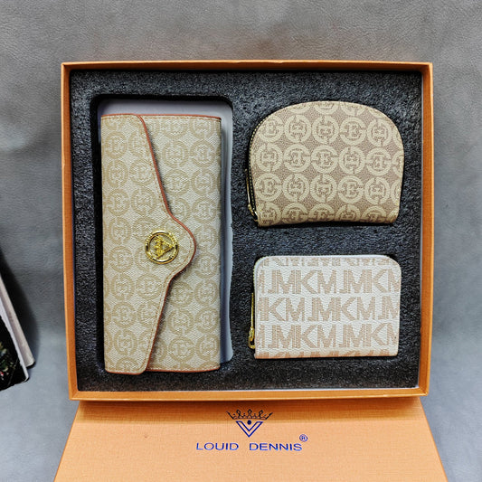 A new three-piece gift box with wallet card bag set.