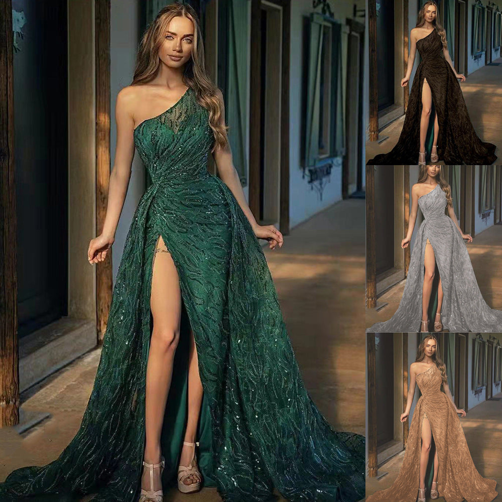 A Spring and summer new split dress dress sequined suspender evening dress