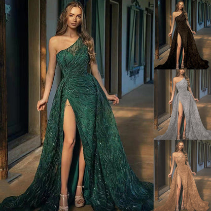 A Spring and summer new split dress dress sequined suspender evening dress