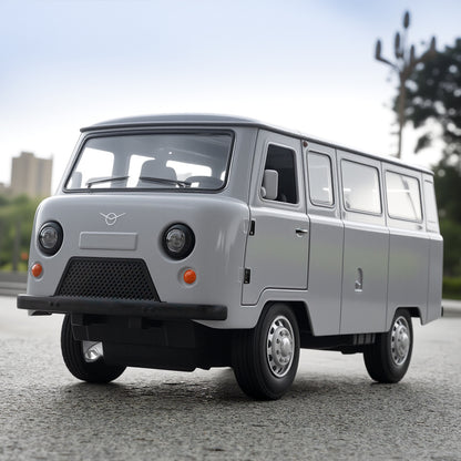 1:18 Alloy Metal Car Model Ornament