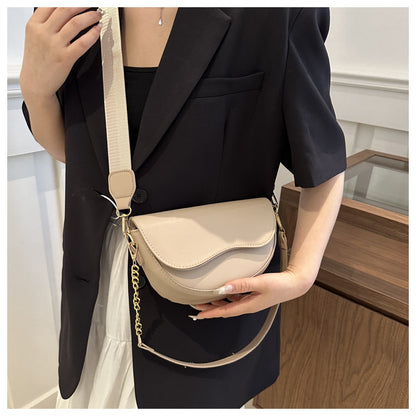 A Spring new chain saddle bag wide shoulder strap single shoulder messenger bag foreign style leisure bag - Mixbatch