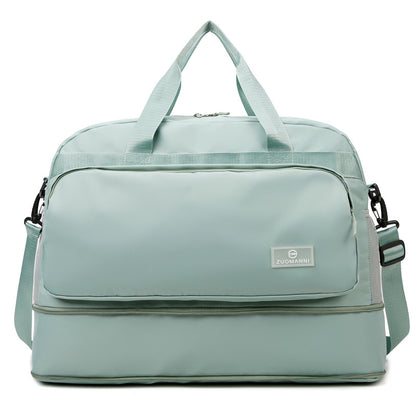 A expandable capacity storage bag
