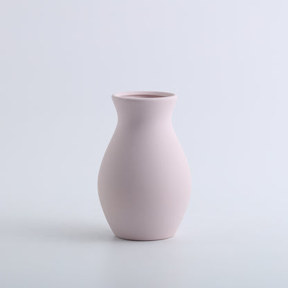 A ceramic vase decorative ornament