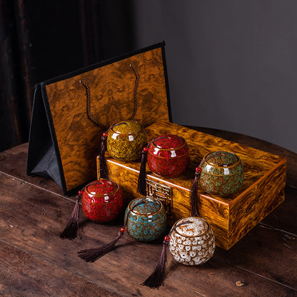 A ceramic tea jar gift box set