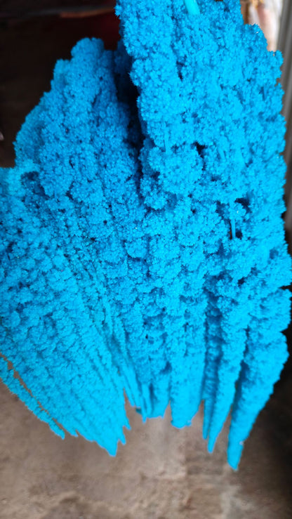 A dried flower eternal flower hanging rice