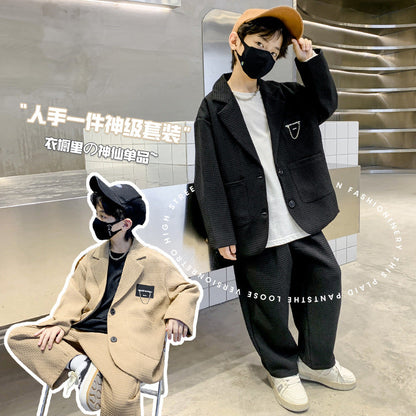 A Children's and teenagers' suit