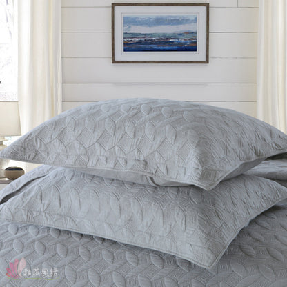 A Double-sided cotton pillowcase