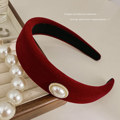 A winter new year retro red velvet headband female Internet celebrity pressure hair wide edge hair accessories high cranium simple temperament headband