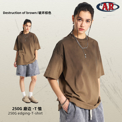 A  Loose Short Sleeve T-Shirt