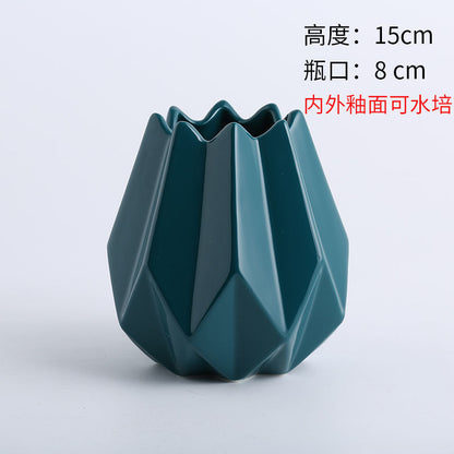 زينة مزهرية خزفية