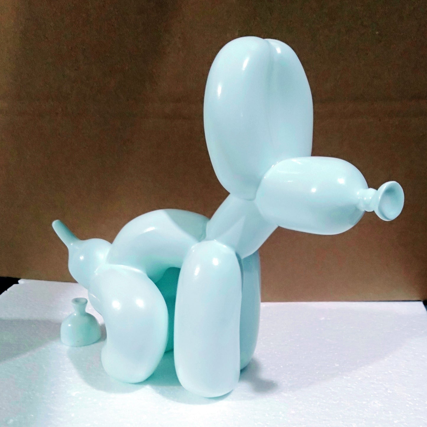 A balloon dog ornament