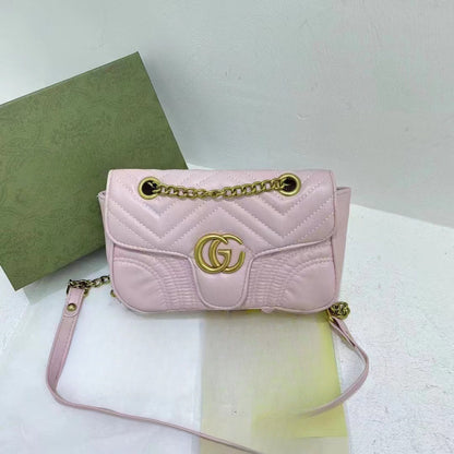 A Classic Women's Shoulder Crossbody Chain Wave Pattern Bag Fashion Versatile Trend Daily Matching Commuter Use Wholesale
