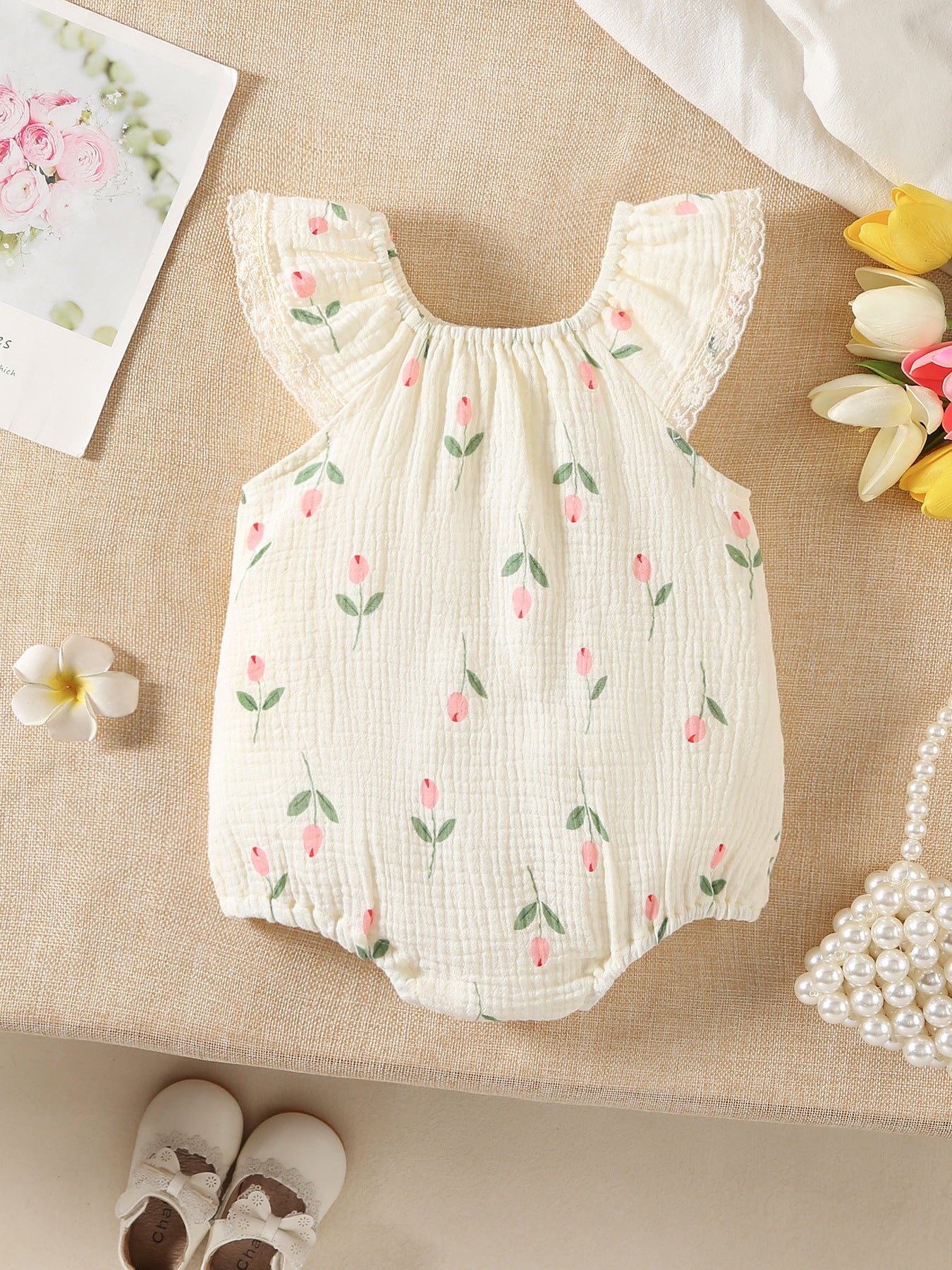 A baby summer clothes newborn clothes short sleeve baby onesie three-dimensional love baby clothes summer baby clothes