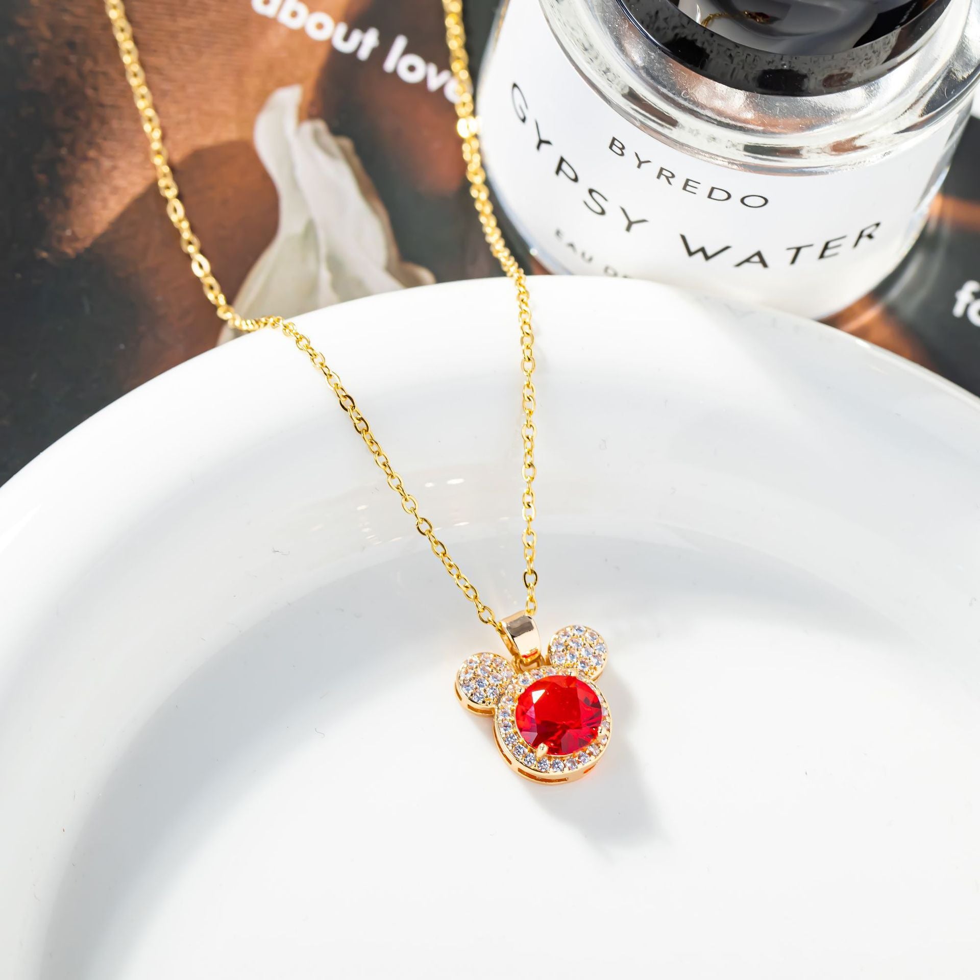 A titanium steel necklace female full diamond cute Mickey head crystal ins collarbone chain Internet celebrity live broadcast light luxury exquisite necklace new - Mixbatch