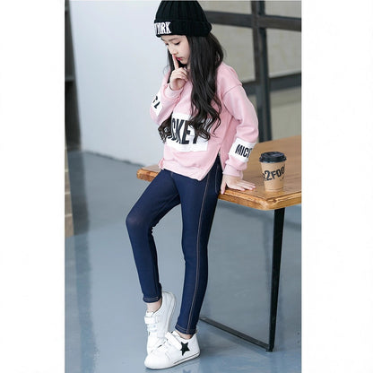 A children's fleece leggings