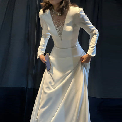 A banquet evening dress temperament white dress