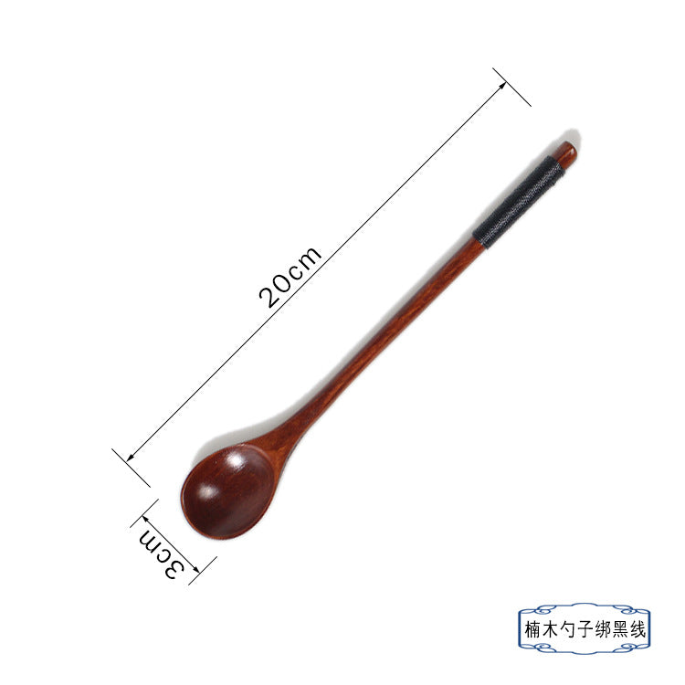 ملعقة من الخشب الصلب 