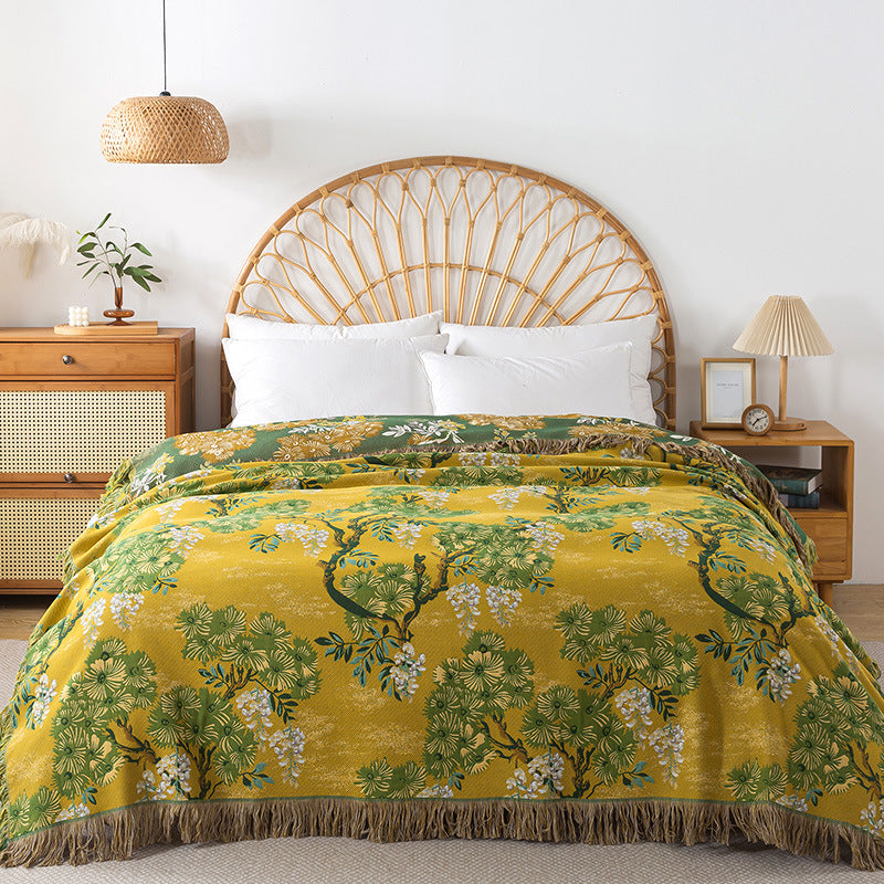 A cotton tassel blanket towel quilt