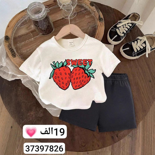 A Children's cute cartoon pattern printing set boys and girls short-sleeved T-shirt + shorts