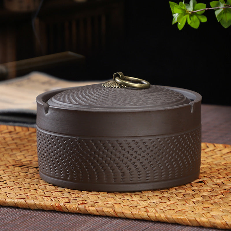 A Purple sand ashtray with lid anti-fly ash medium ceramic