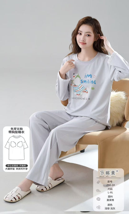 A cotton long-sleeved pajamas