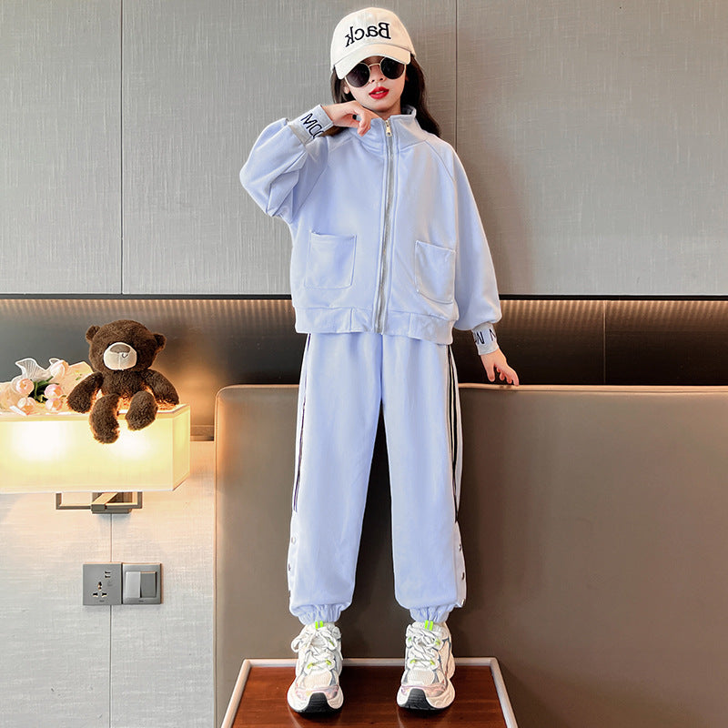 A children's set two-piece set