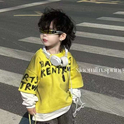 A Children's and teenagers' suit