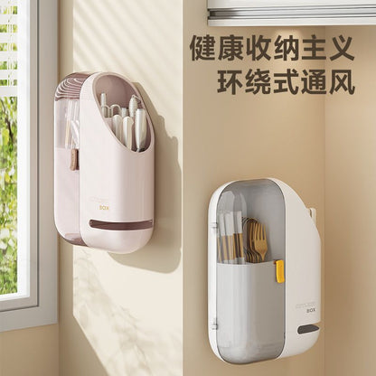 P kitchen storage device