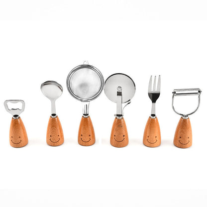 P kitchenware wooden handle set