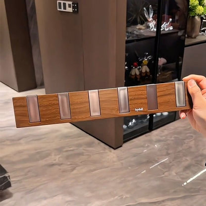 P wall-mounted coat rack