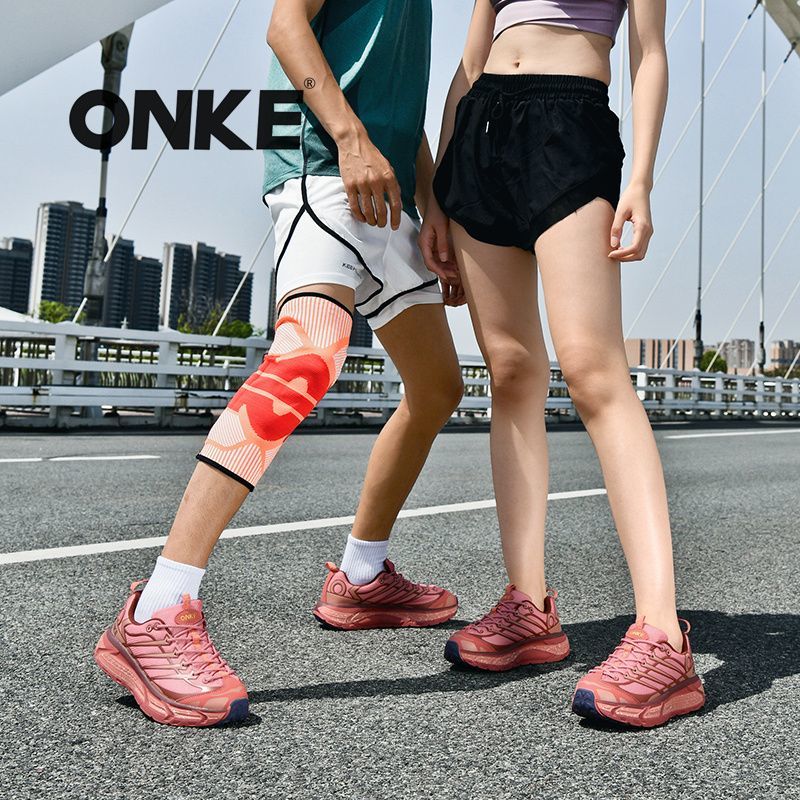 P non-slip outdoor sports shoes