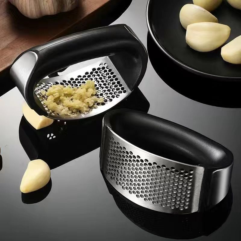 Stainless steel hand-operated ring garlic press garlic mashed garlic artifact pounded garlic scoop household kitchen garlic powder shooting tool. - Mixbatch