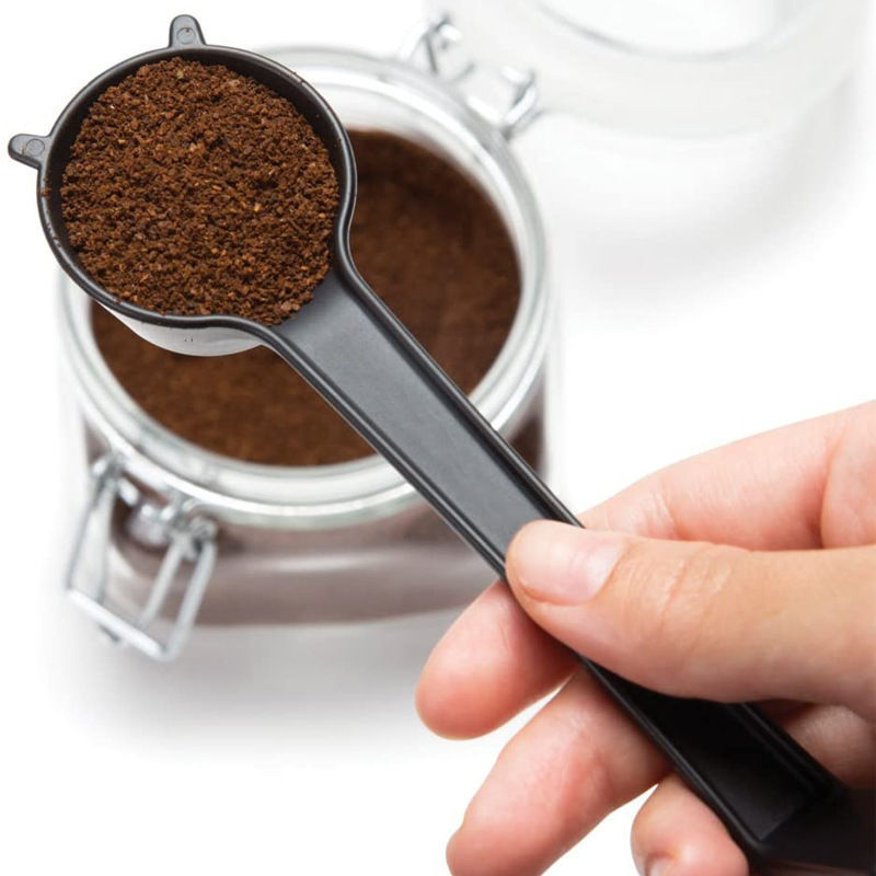 P cartoon coffee powder spoon