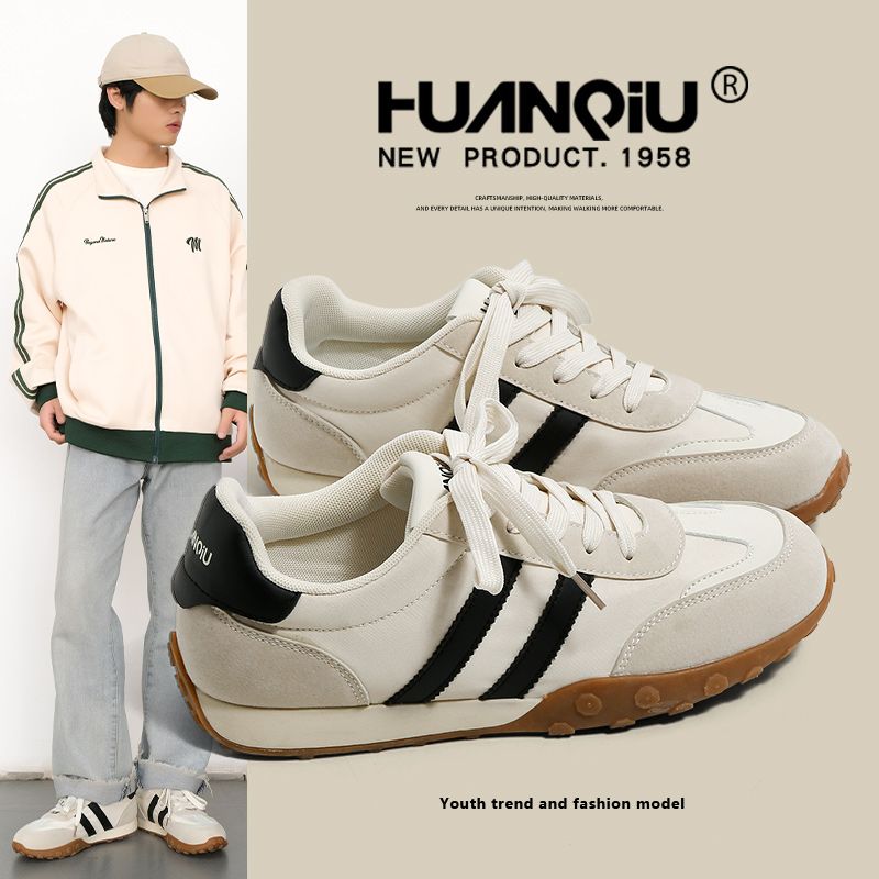 P board shoes are casual and lightweight