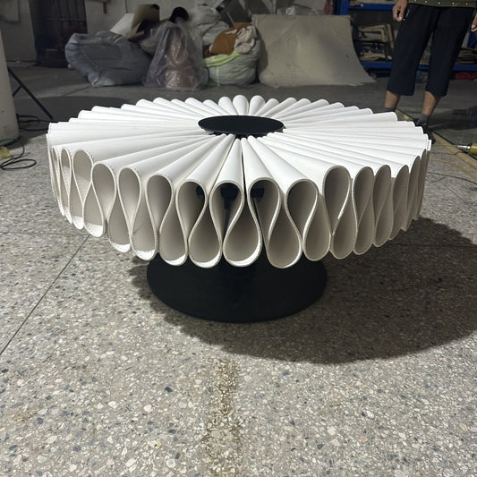 P cortical pleated coffee table ( pu )